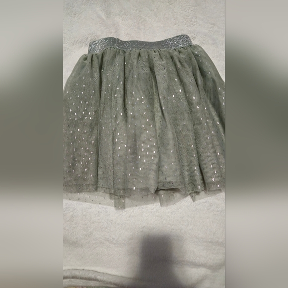 Green/Silver H&M tutu size 5t/6 - Picture 1 of 3